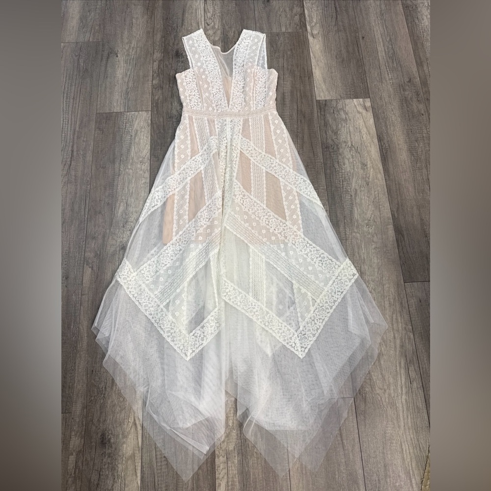 BCBGMaxAzria White and Cream Lace Midi Dress